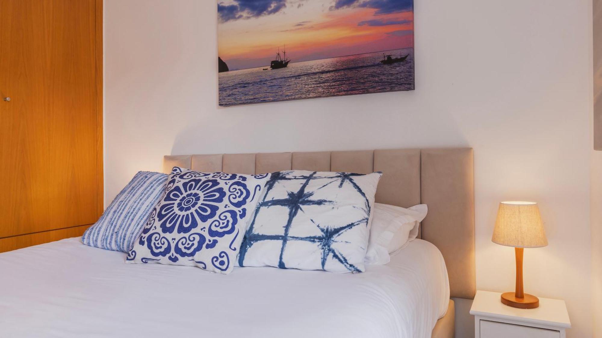 Sunny Design Apt In Praca Das Flores By Lovelystay Лісабон Екстер'єр фото